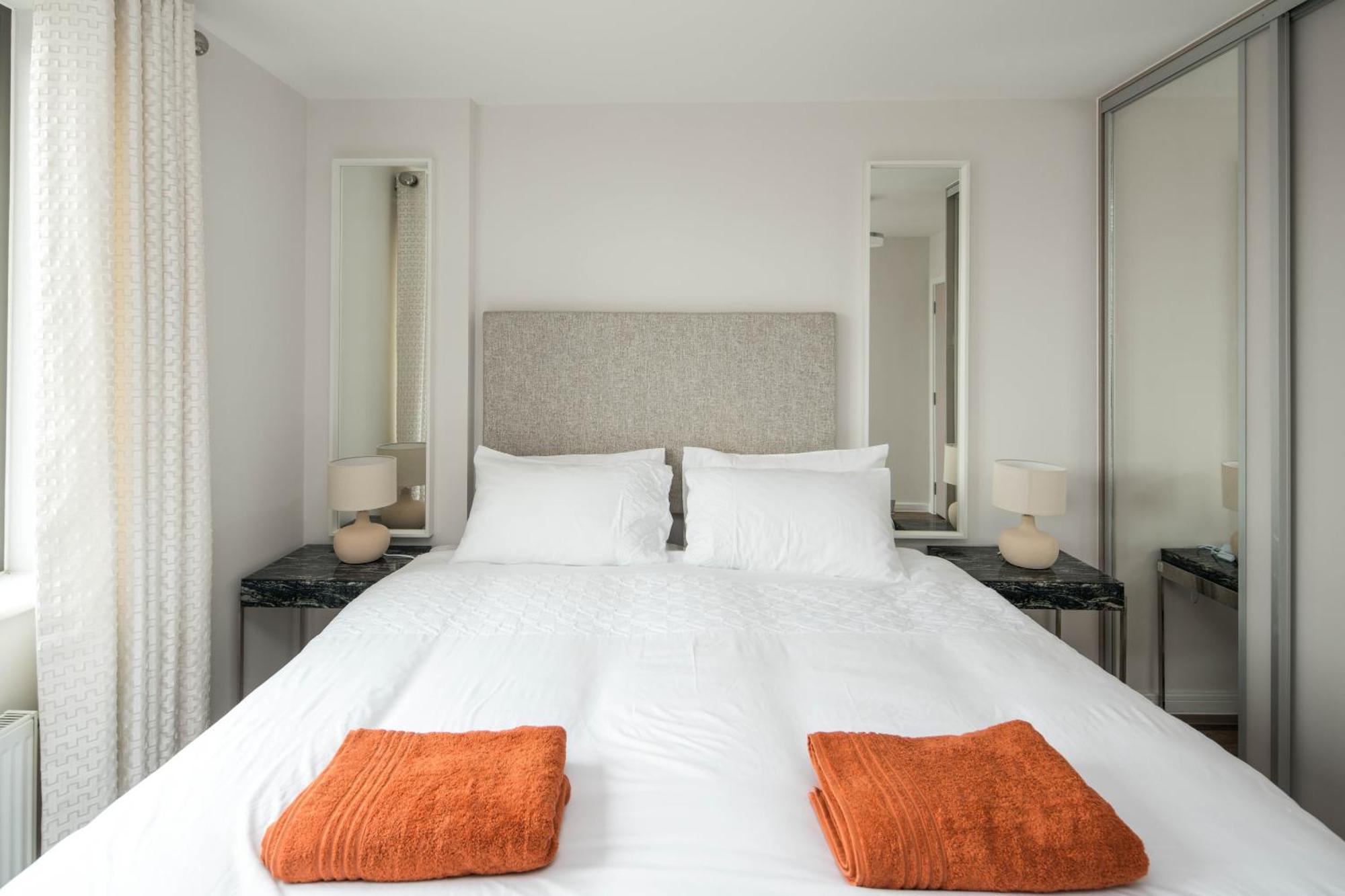 Canning Town -2 Bed Luxury Apartment Londra Esterno foto